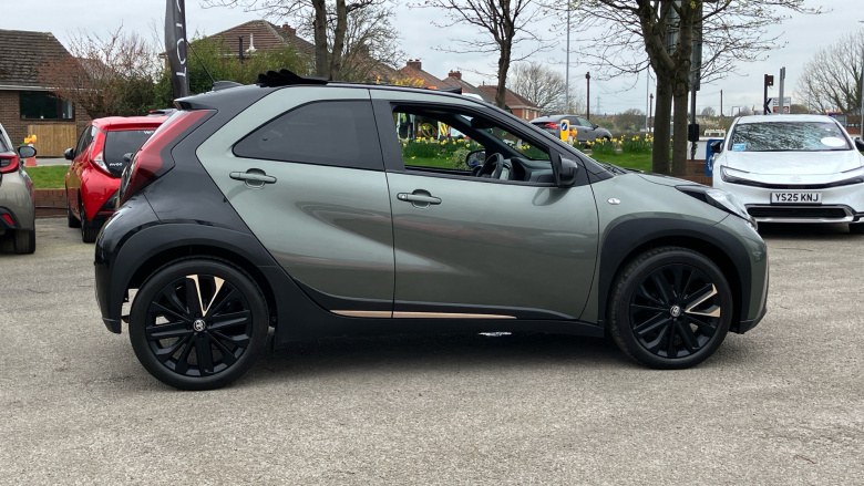 Toyota Aygo X 1.0 VVT-i Air Edition 5dr Auto Petrol Hatchback